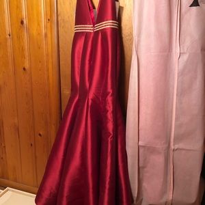 Jovani prom gown with train